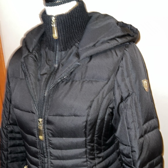 Vince Camuto Down Winter coat. - Picture 4 of 12